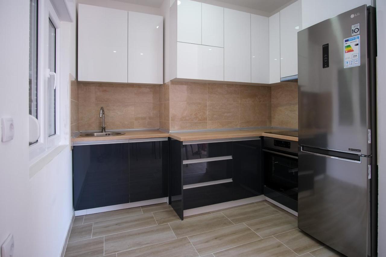 Luxury Apartments Milicevic Требинье Экстерьер фото