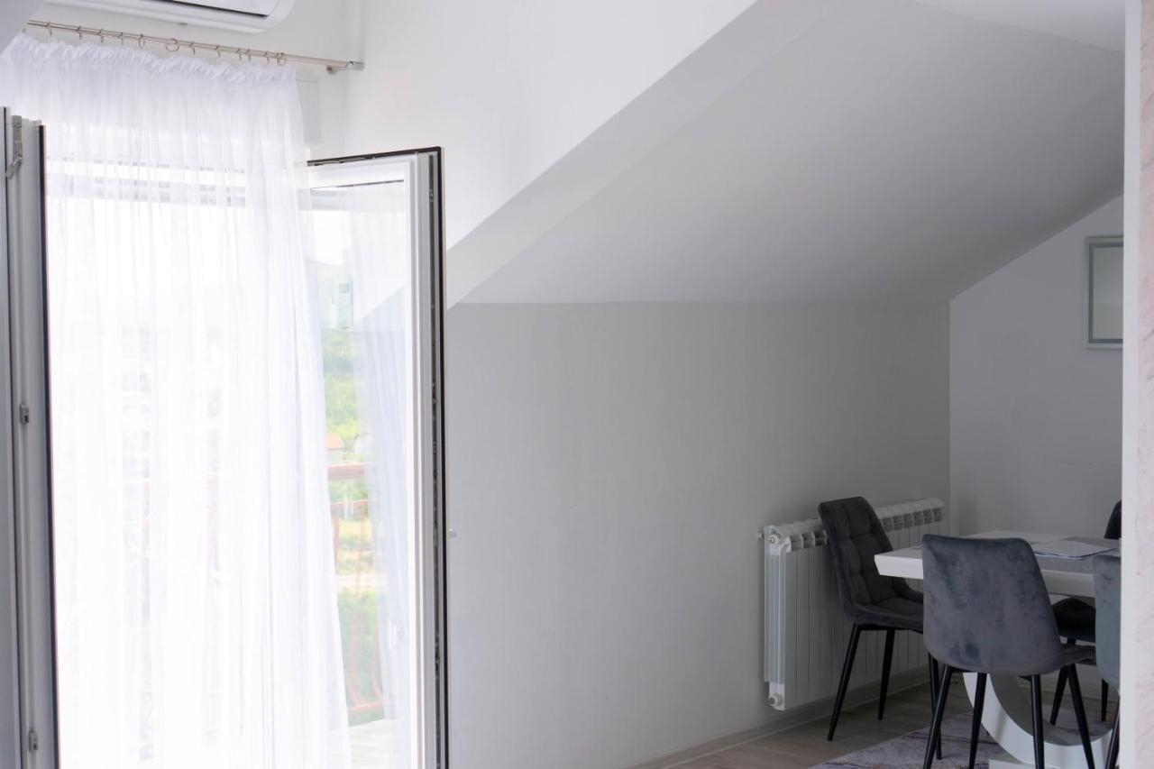 Luxury Apartments Milicevic Требинье Экстерьер фото