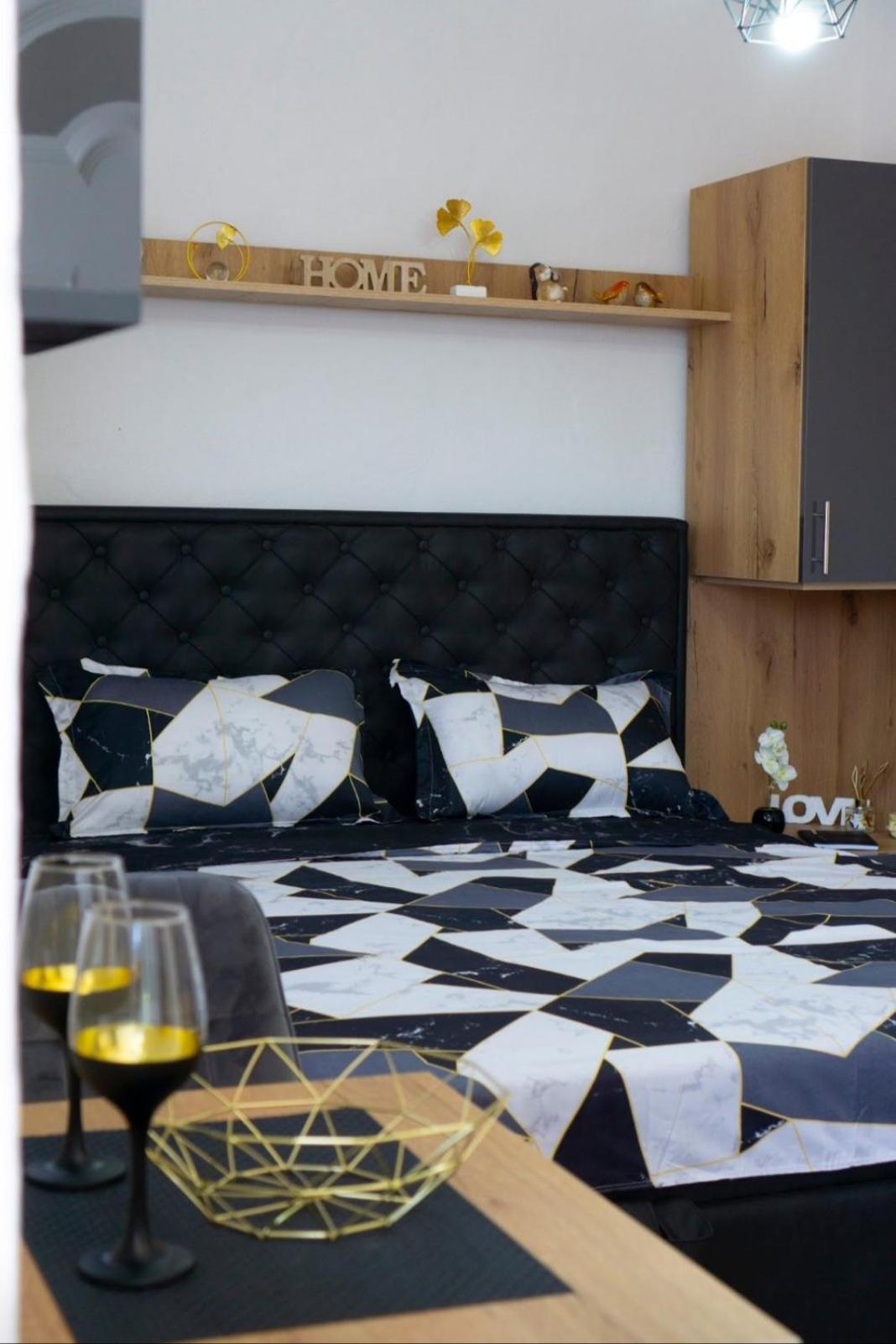 Luxury Apartments Milicevic Требинье Экстерьер фото